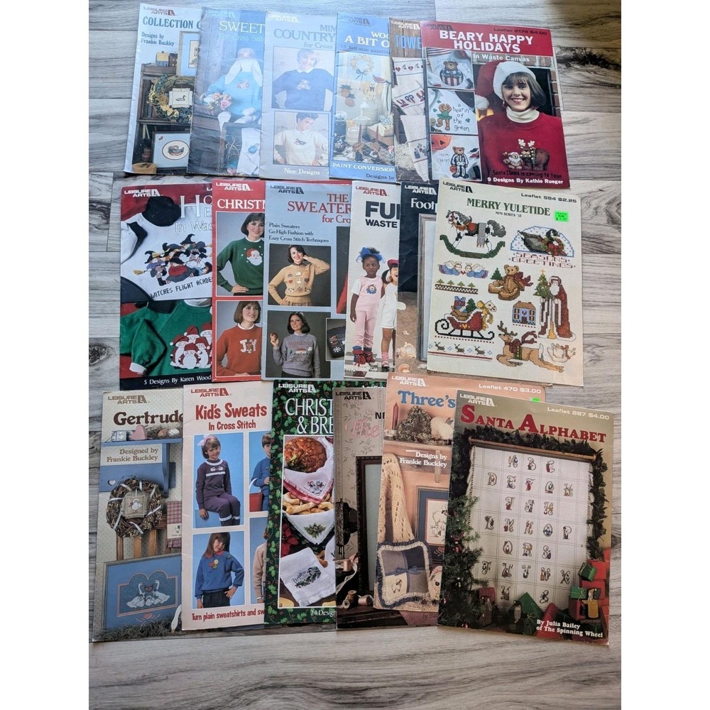 Lot 18 Vintage Leisure Arts Cross Stitch Pattern Books Leaflets Christmas...